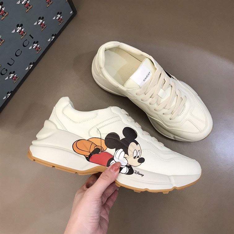 Gvc*1 RHYTON X DISNEY   GCC011