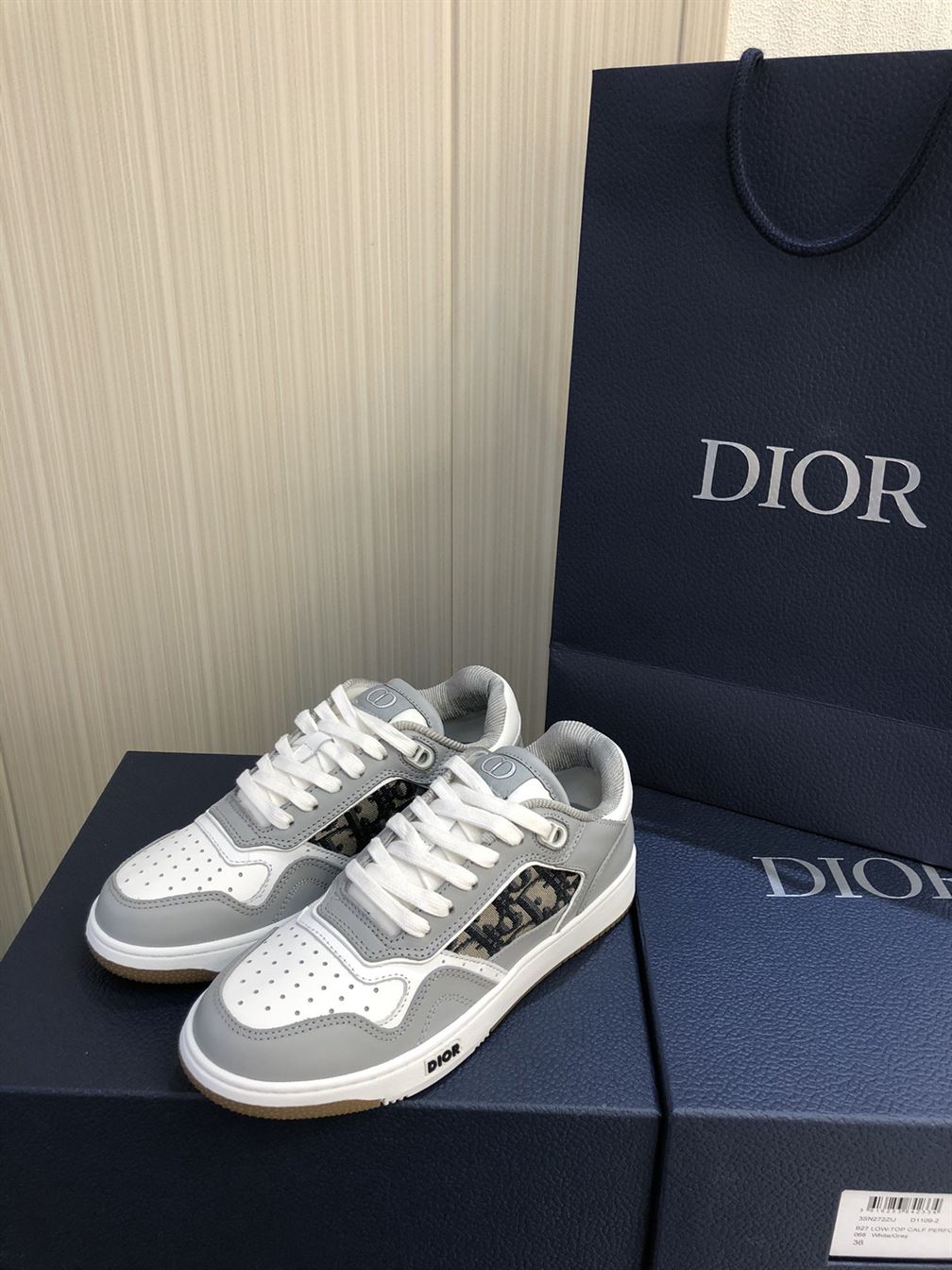 D10r B27 LOW-TOP SNEAKER   DO007