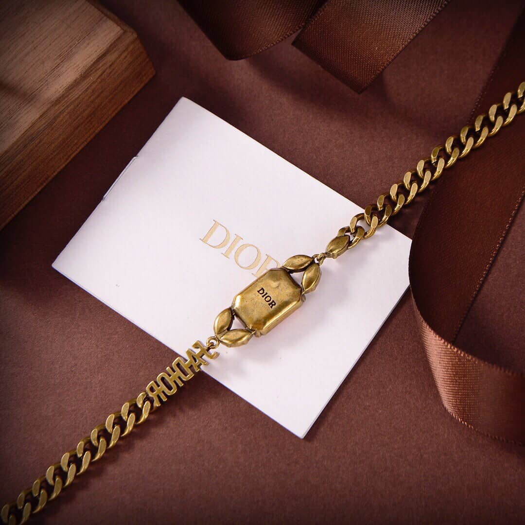Best Chr1st1an D10r Classic Necklace