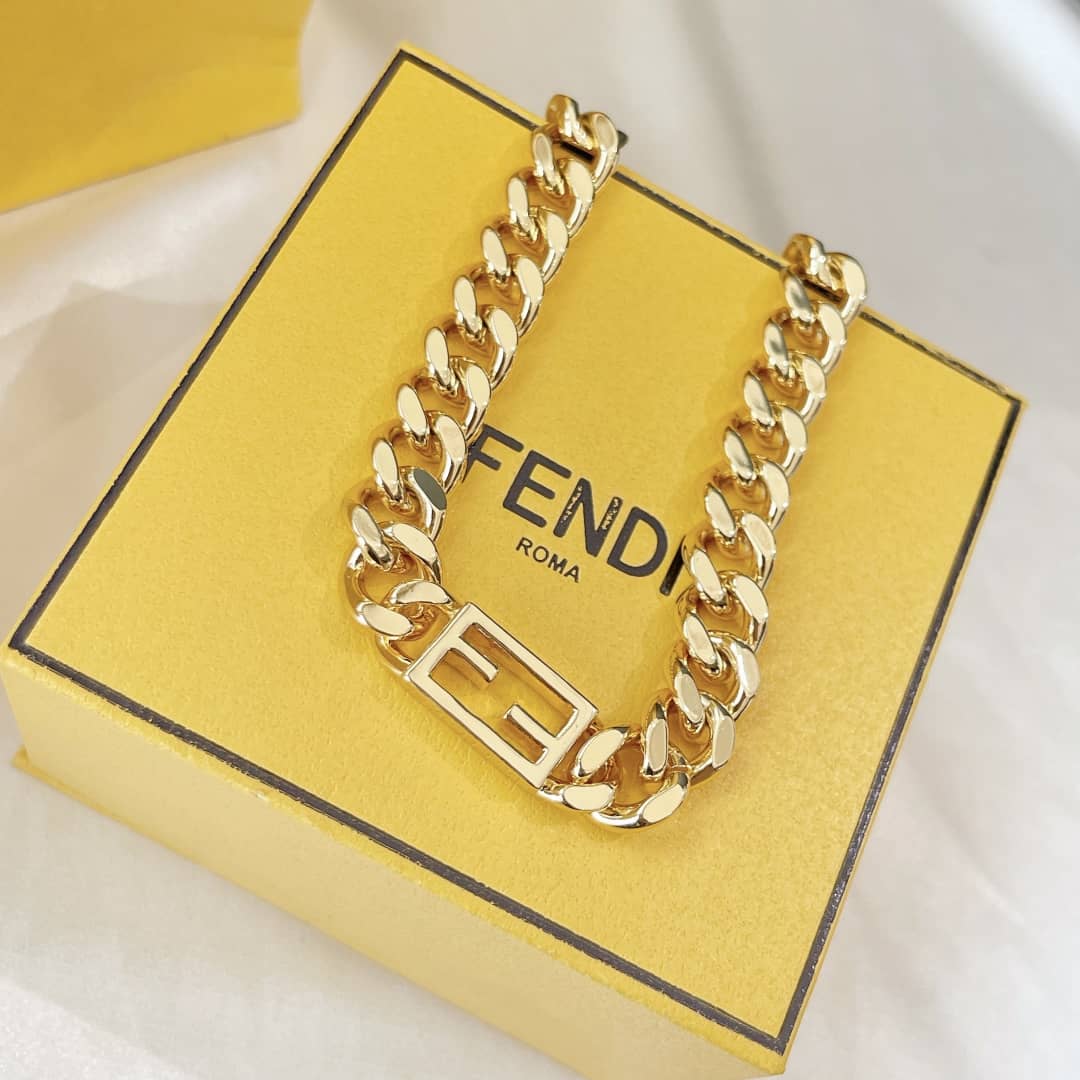 Top Quality F**di Necklace