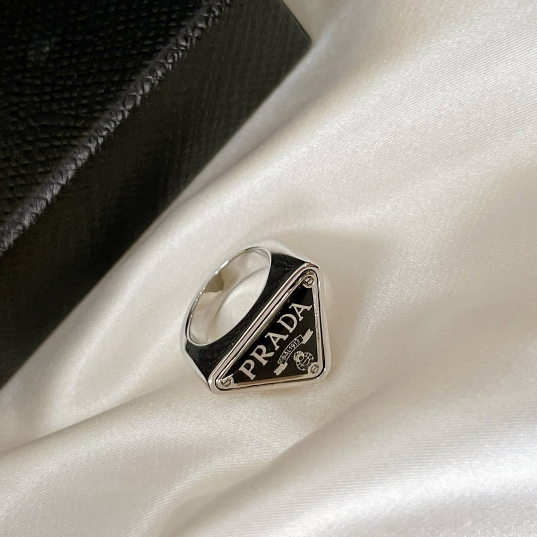 Top Quality Pra*a Ring