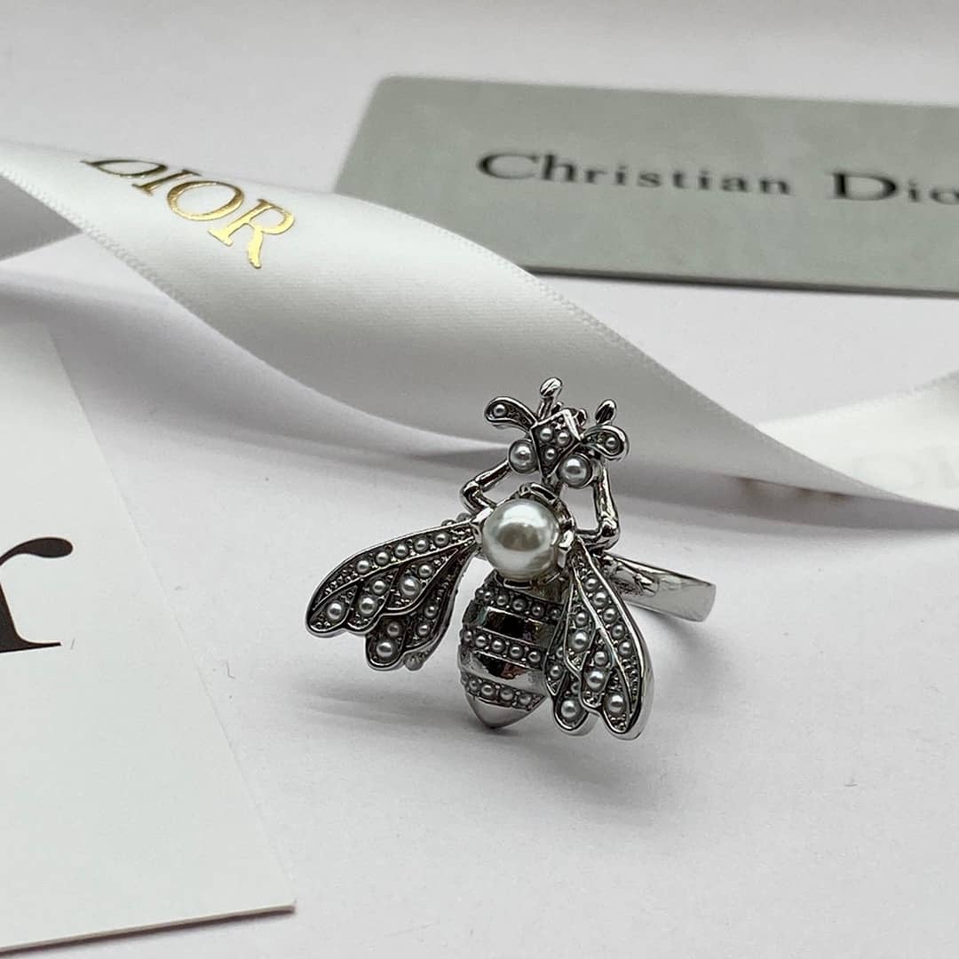 Best Chr1st1an D10r Classic Ring
