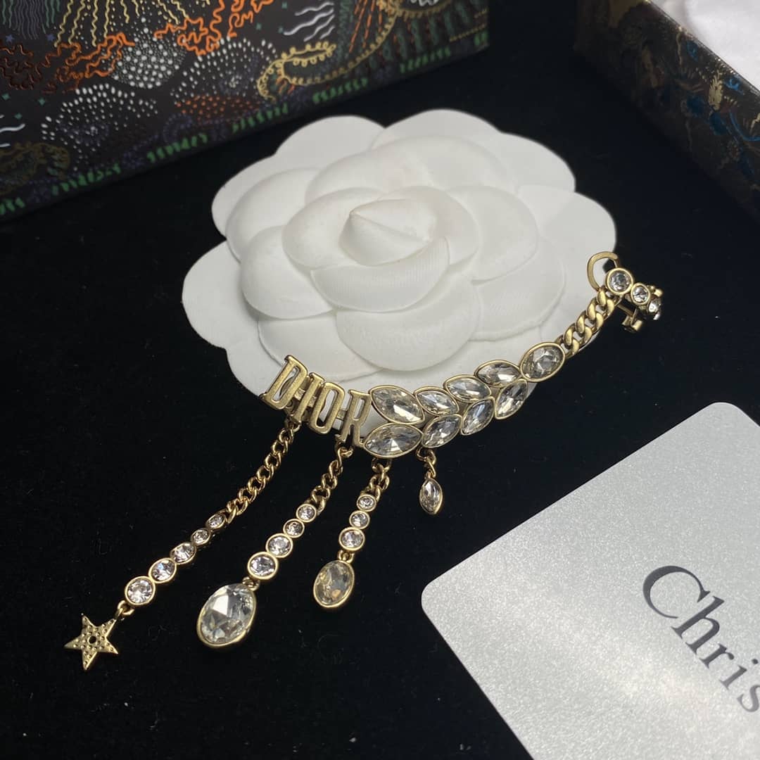 7 Star Chr1st1an D10r Earring