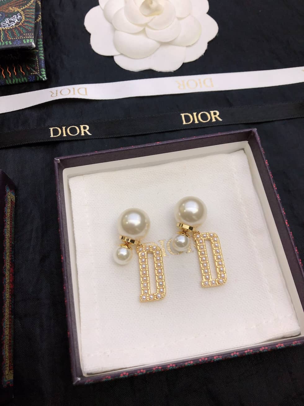 Cheap Chr1st1an D10r Earring