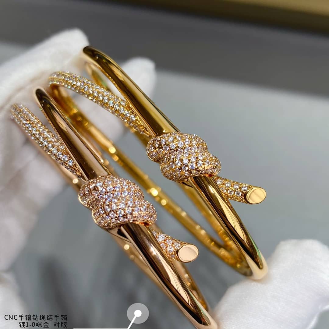 T*f*ny Bracelet Copy