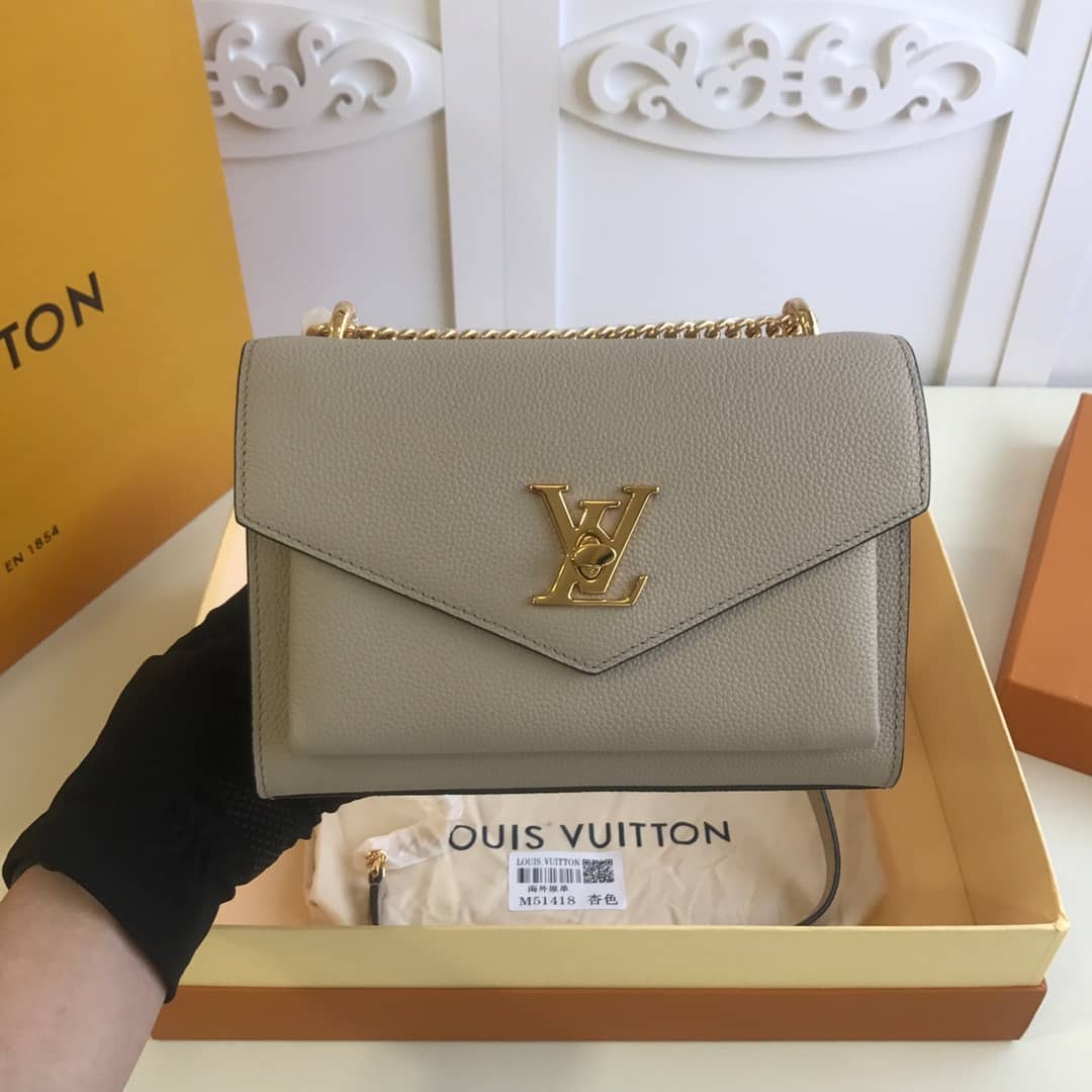 L0vis Vvtt0n MyLockMe BB Calf Chain Replica  Shoulder Bag Apricot M51418