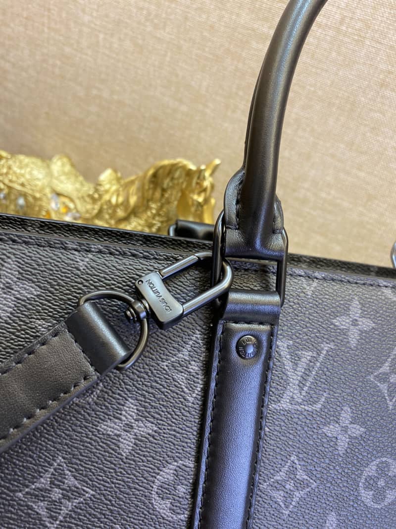 L0vis Vvtt0n Monogram Eclipse Sac Plat Horizontal Zippe Bag Replica M45265