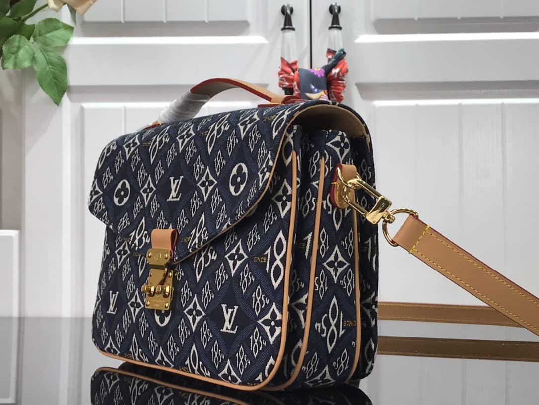 L0vis Vvtt0n Since 1854 Pochette Métis Canvas Replica Shoulder Bag M57395