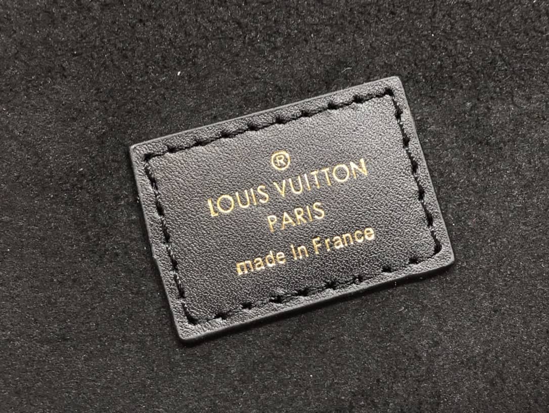 L0vis Vvtt0n Replica Bags PM Monogram Empreinte Leather Crossbody Bag Replica M45598
