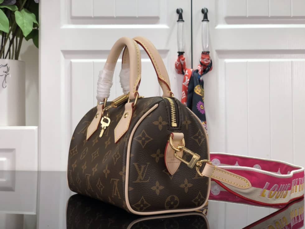 L0vis Vvtt0n Monogram Canvas Speedy 20 Red M45957 Replica Crossbody Bag