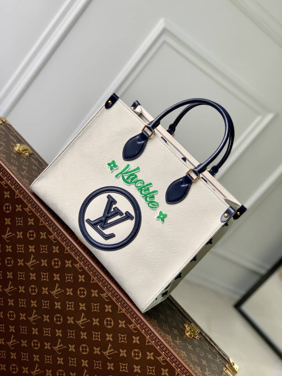 L0vis Vvtt0n OnTheGo MM M20815 Replica Tote