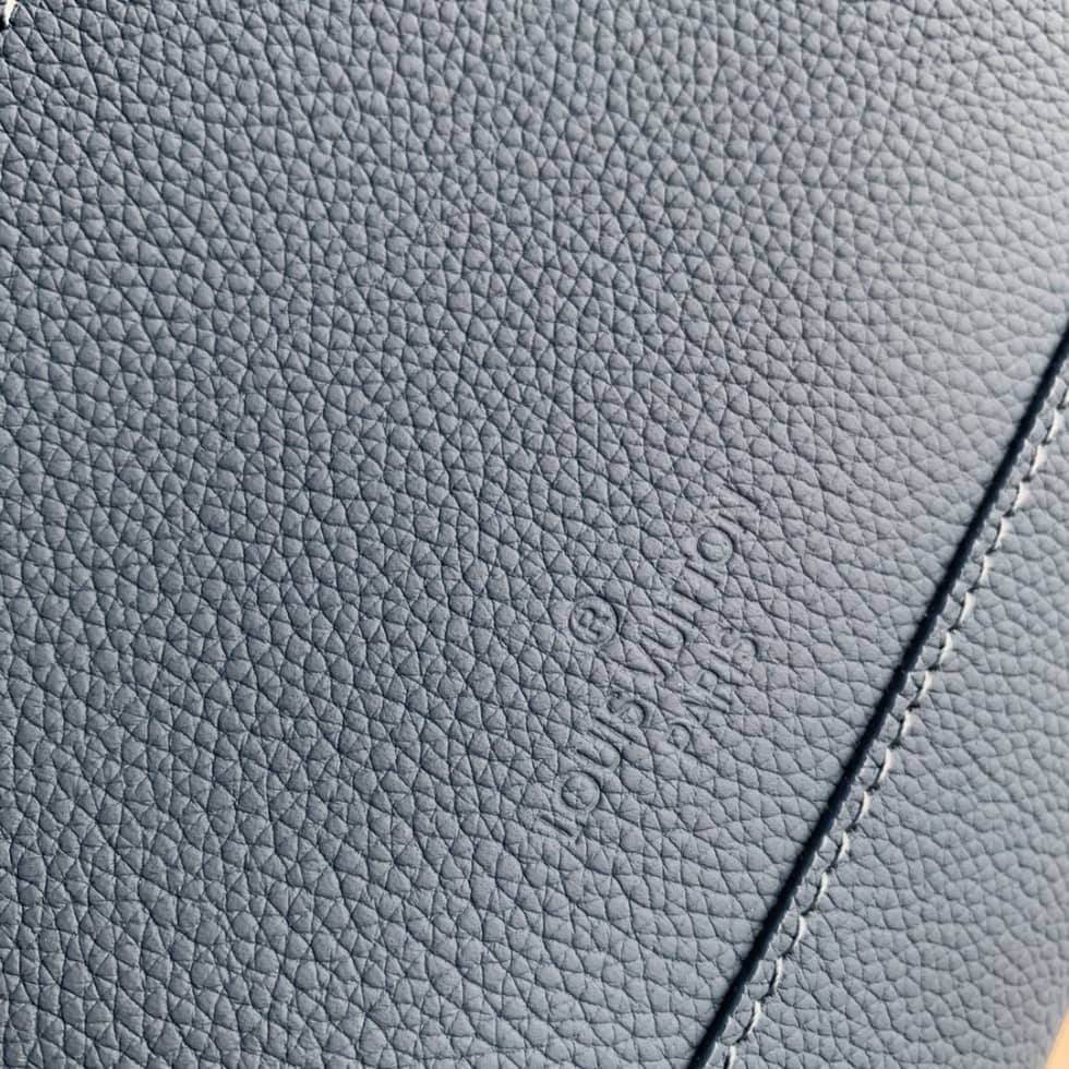 L0vis Vvtt0n Aerogram Calfskin Blue M59327 Replica Messenger Bag