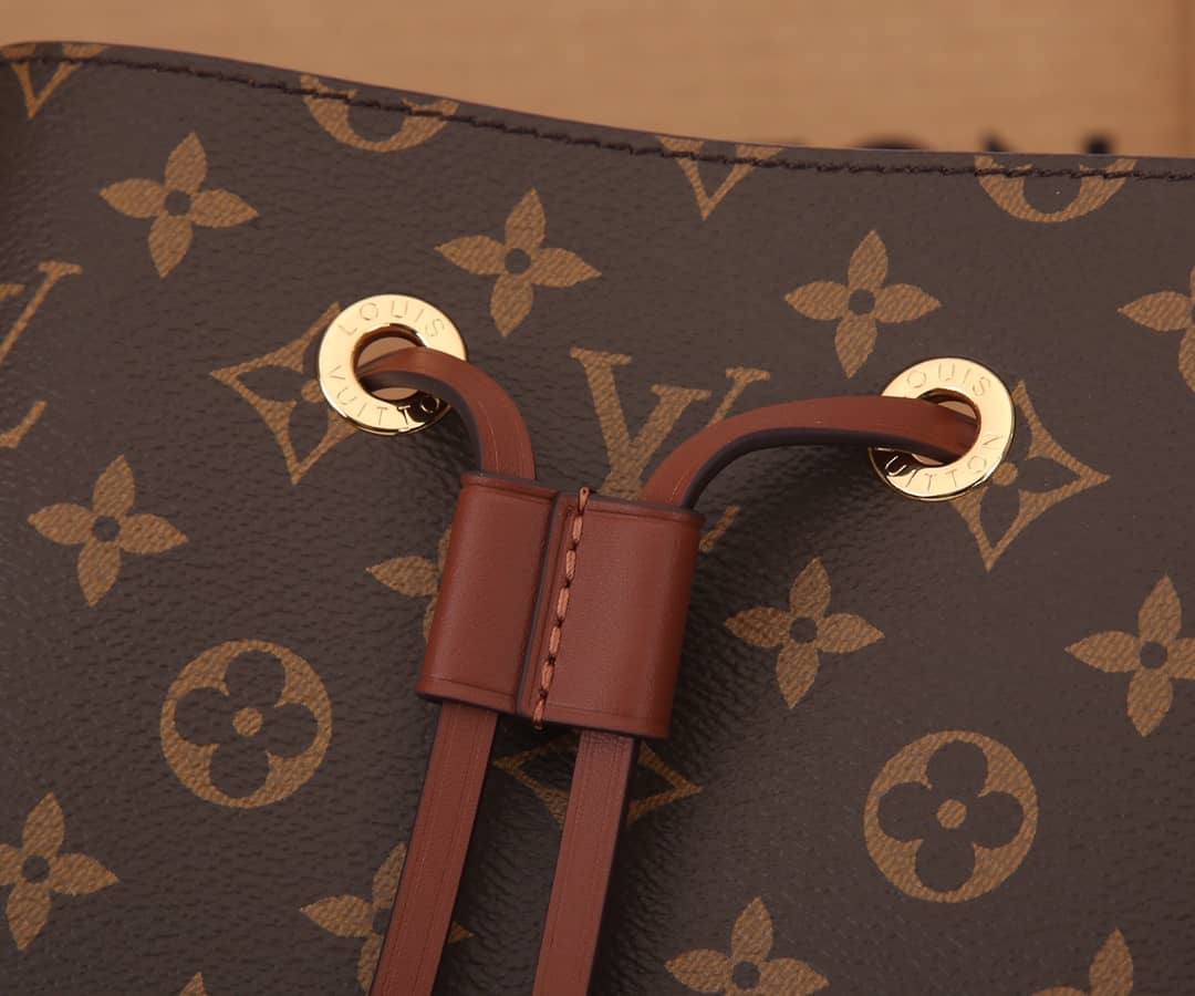 L0vis Vvtt0n Neo Noe MM Monogram Replica Bag M44887