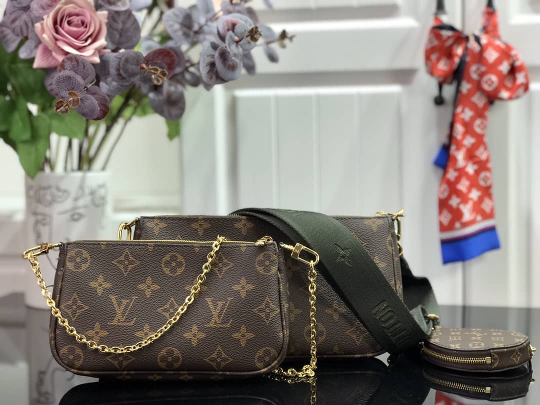 L0vis Vvtt0n Monogram Canvas Multi Pochette Replica Green M44823