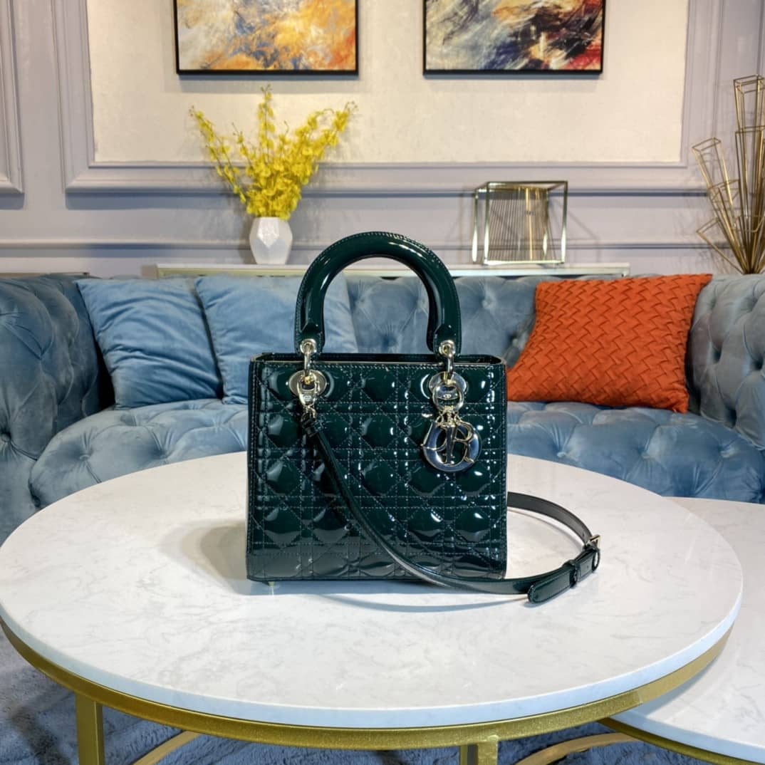 Chr1st1an D10r Lady D10r 24CM Replica Bag