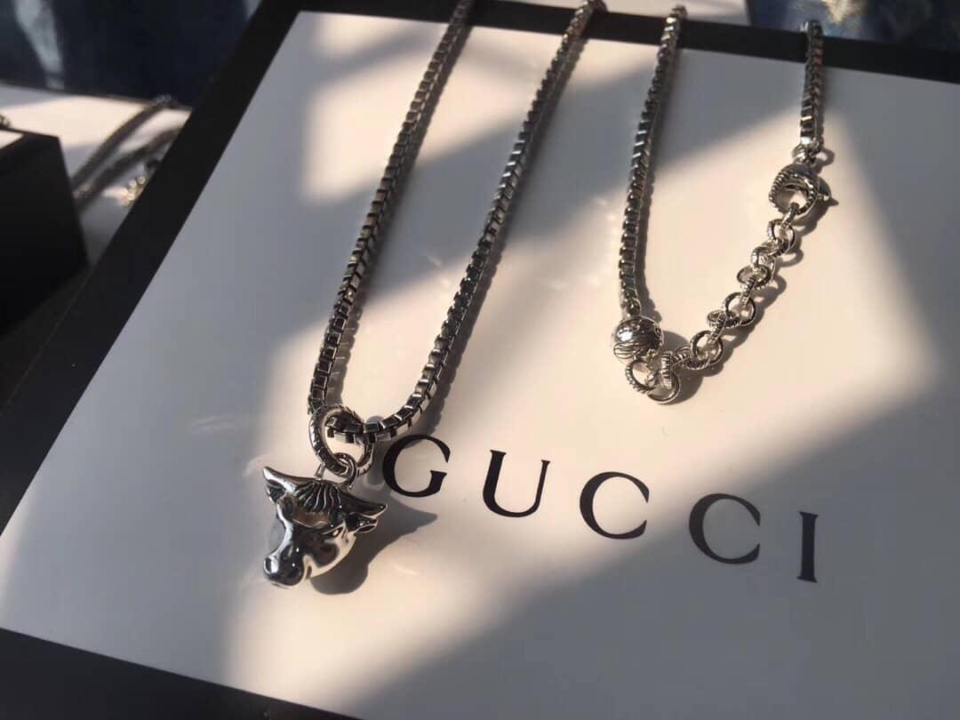 Knockoff Gvc*1 Logo Necklace
