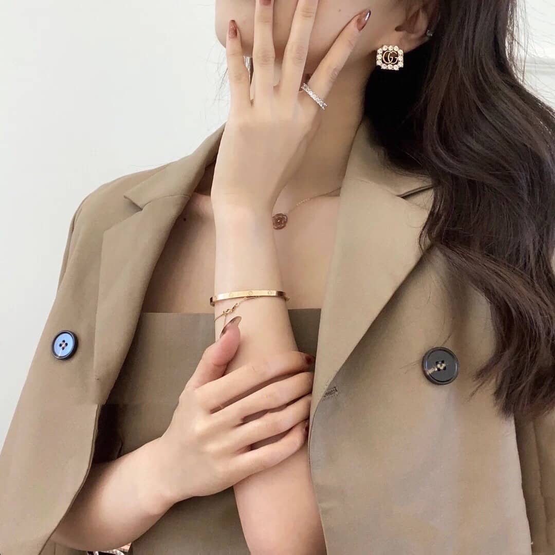 Gvc*1 Earring Copy