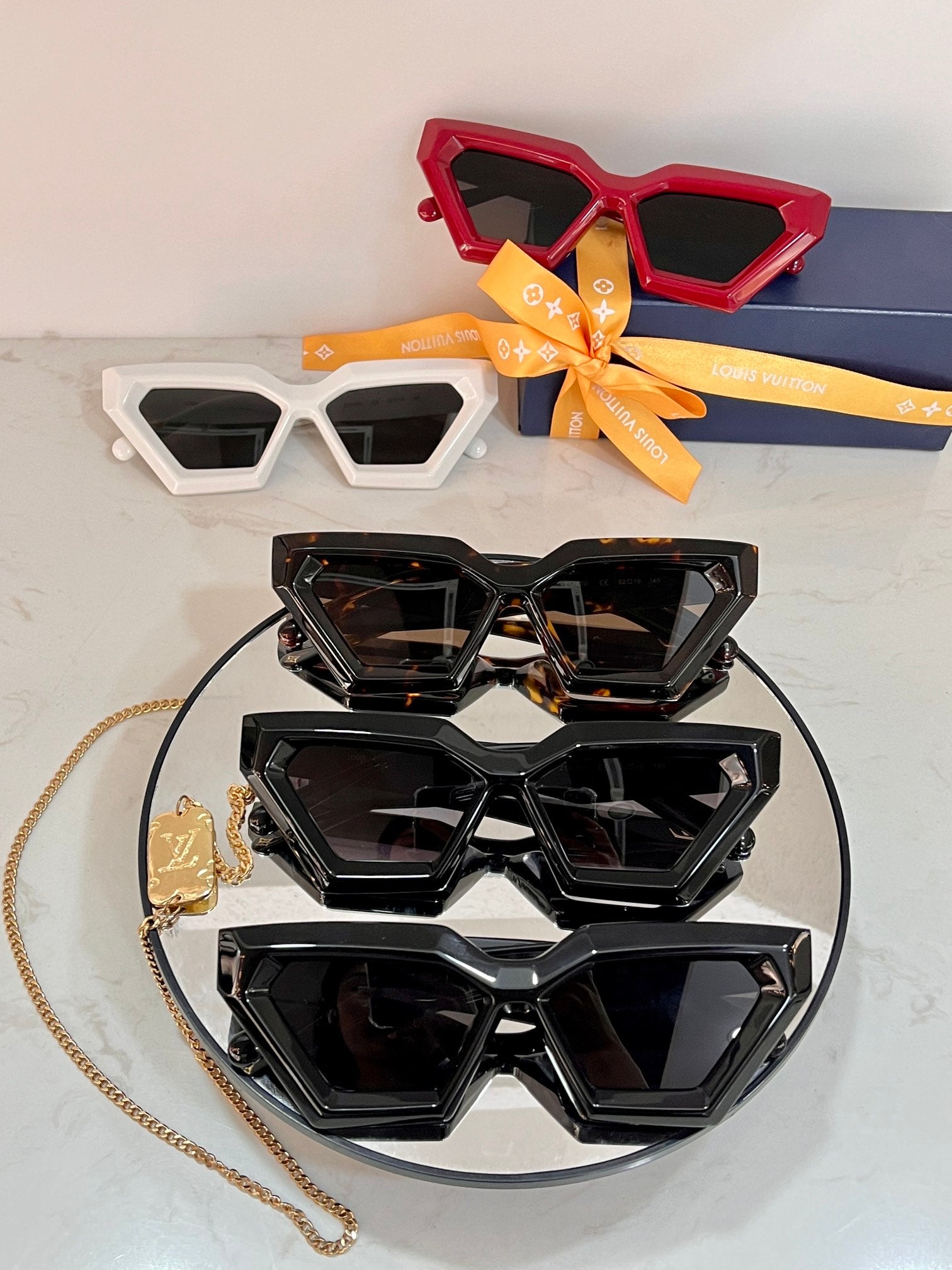 L0vis Vvtt0n Sunglasses