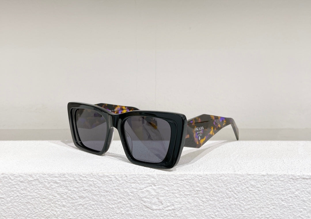 Pra*a Sunglasses