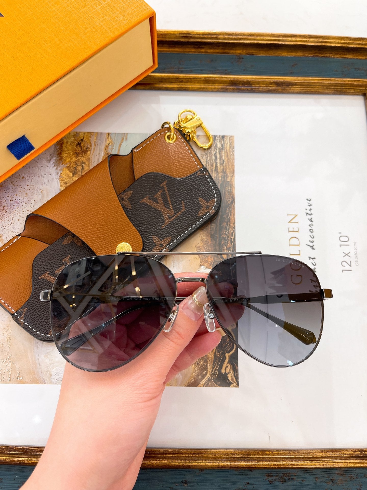 L0vis Vvtt0n Sunglasses