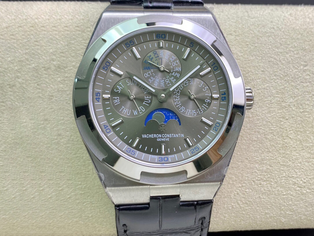 Replica Vacheron C0nstan1n Overseas 4300V 1:1 Best Edition 8F Factory Leather Strap