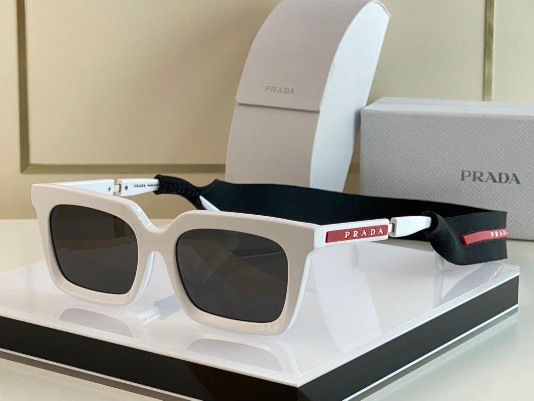 Pra*a sunglasses