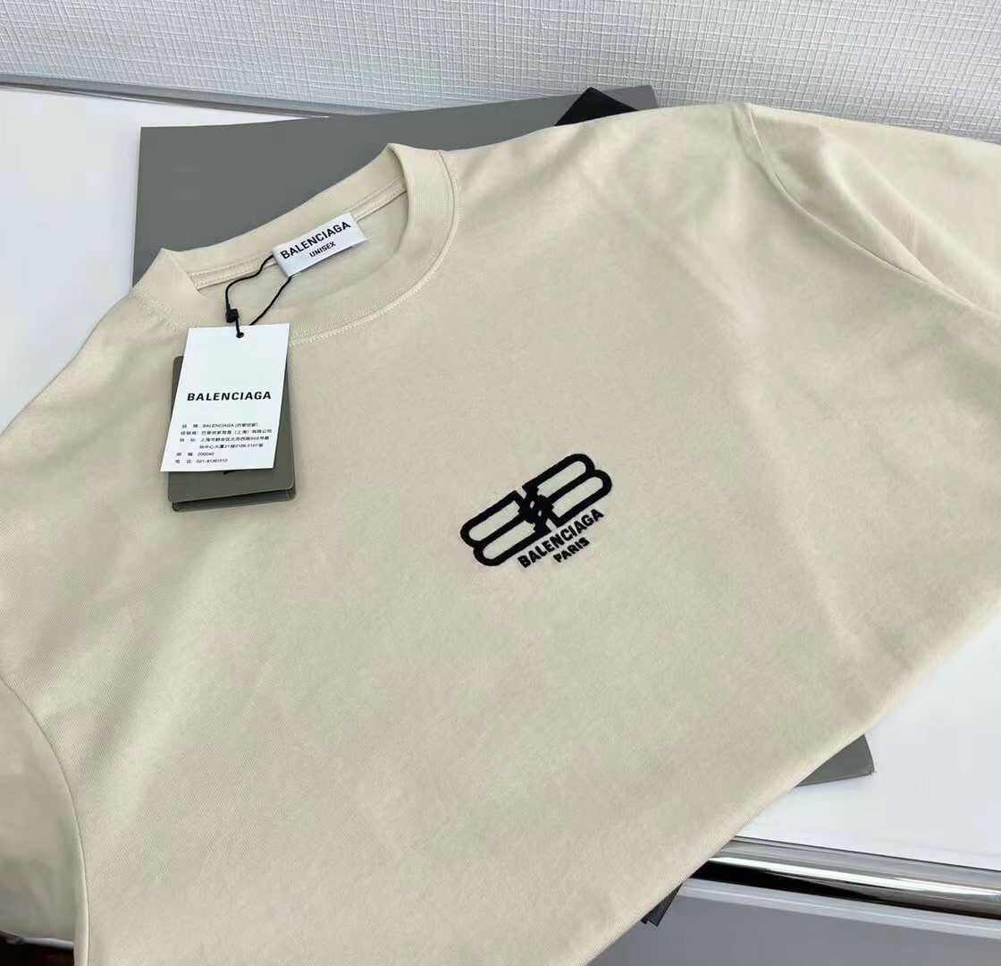 Ba1en*iaga T-shirt