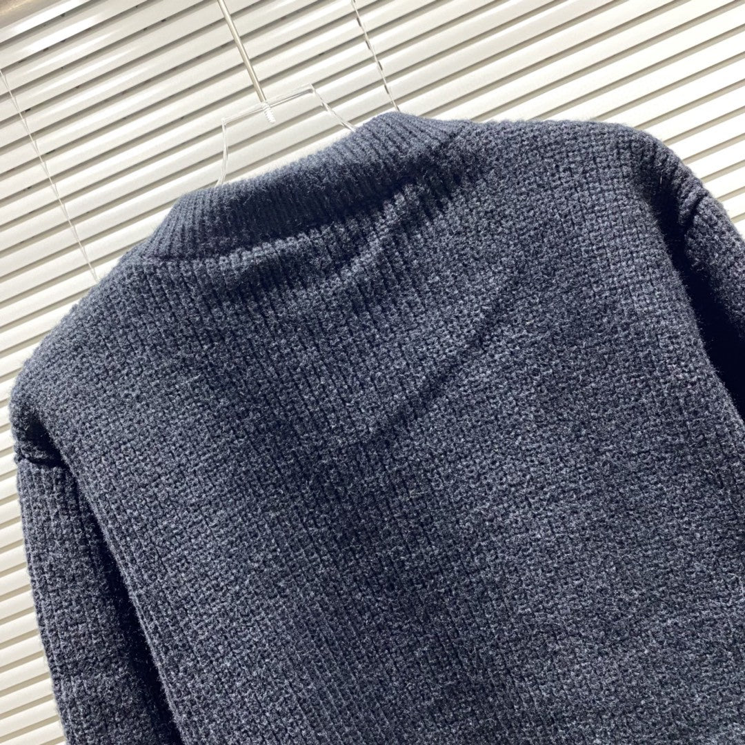 Ba1en*iaga Sweater