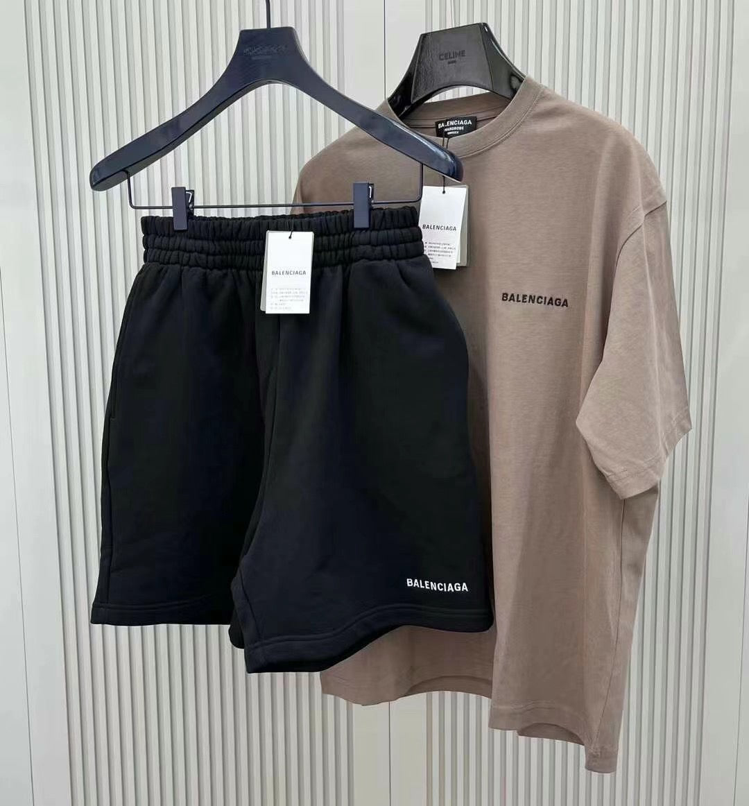 Ba1en*iaga Shorts