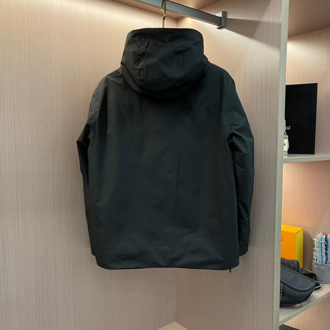 Pra*a Jacket