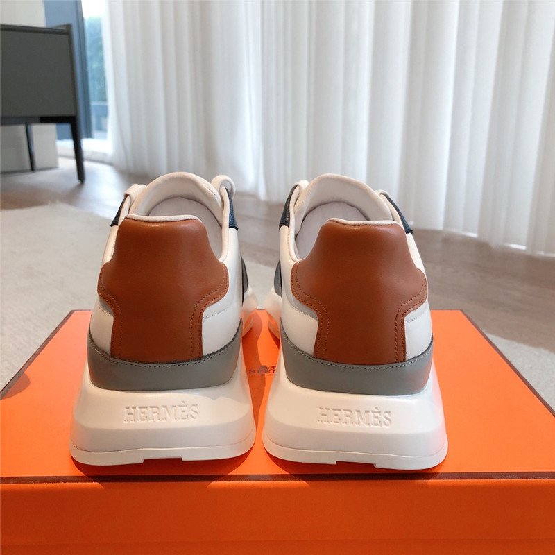 H**me5 new sneakers