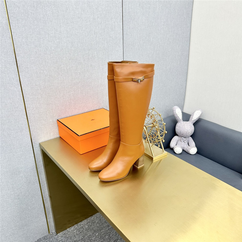 H**me5 Classic Boots