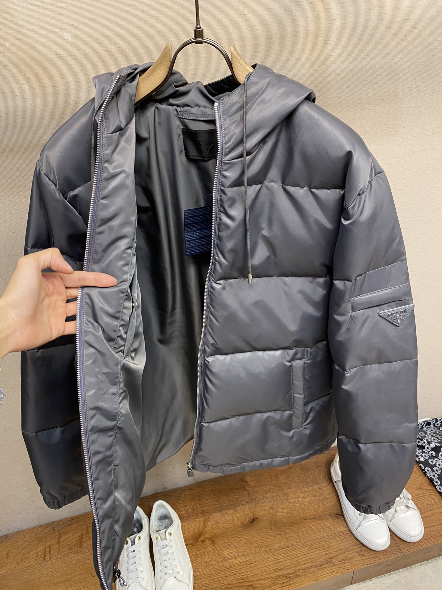 Pra*a Jacket