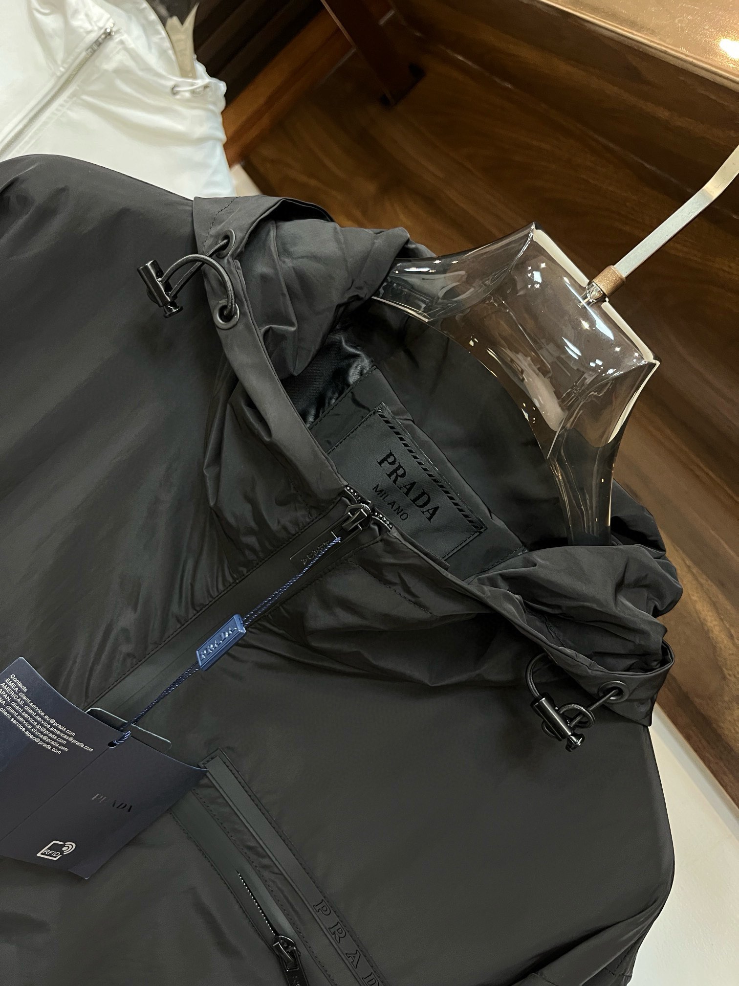 Pra*a Jacket