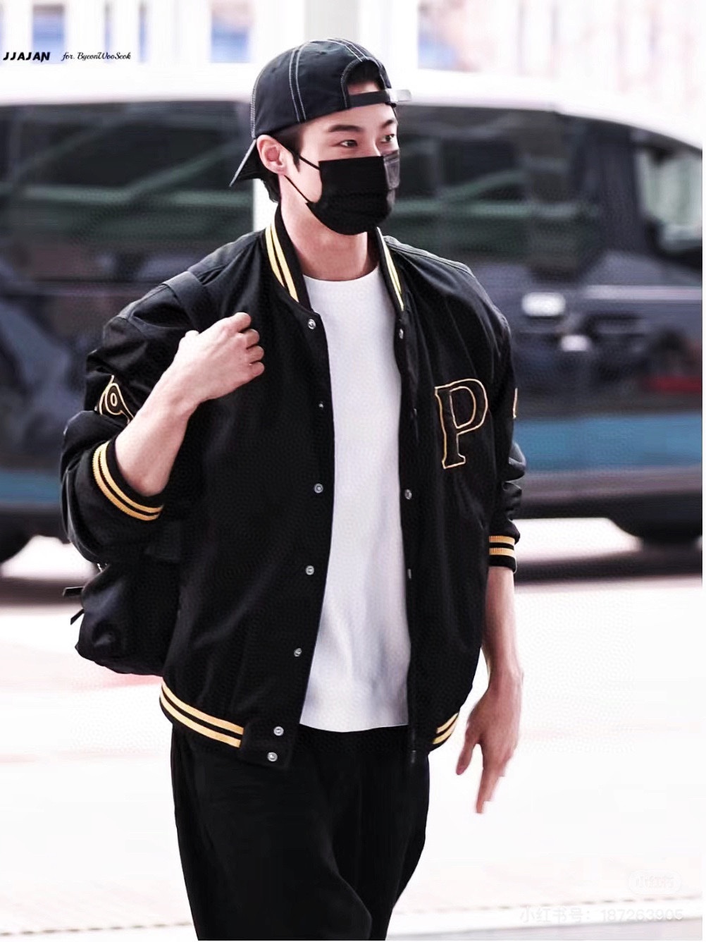 Pra*a Jacket