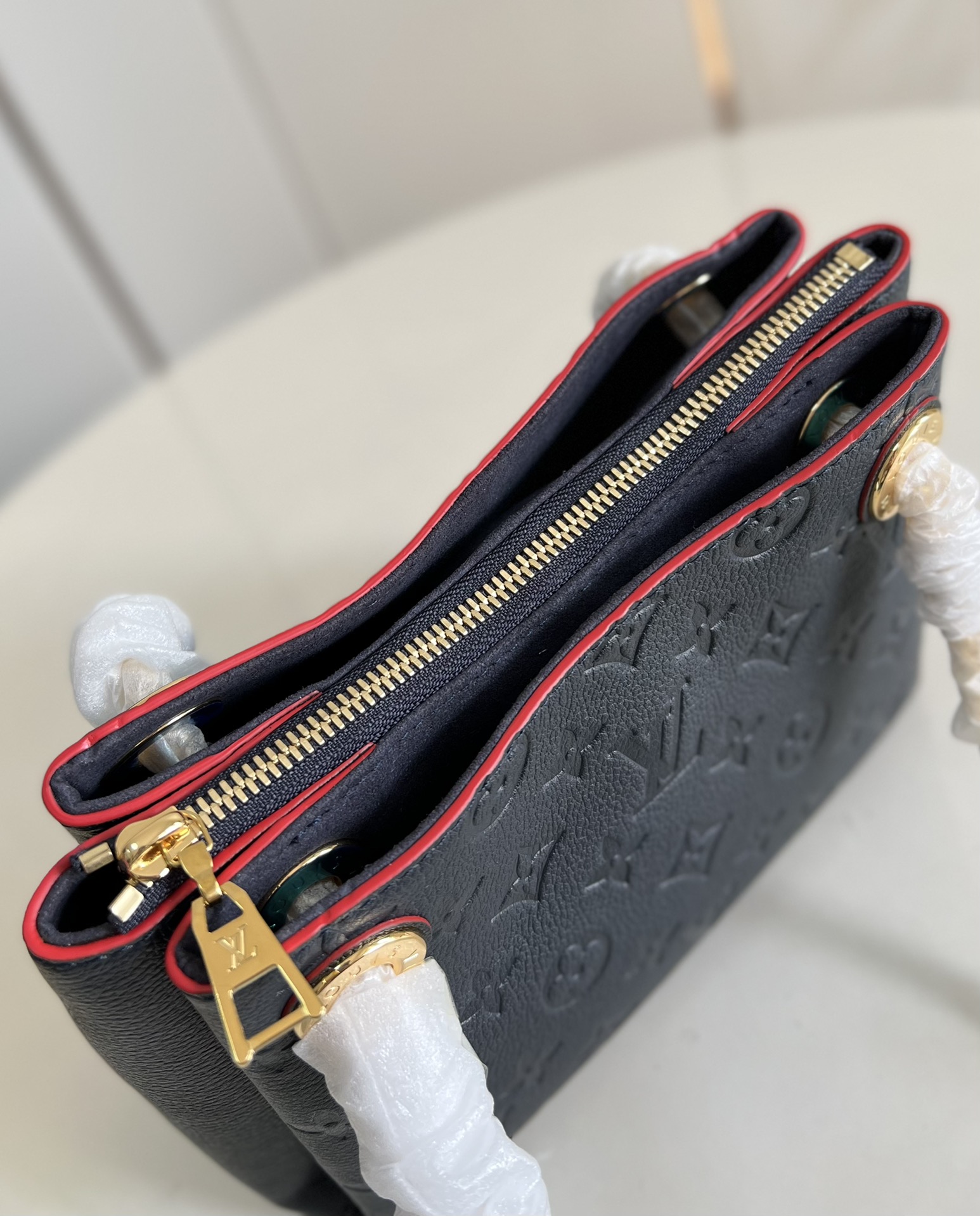 L0vis Vvtt0n Monogram Empreinte
