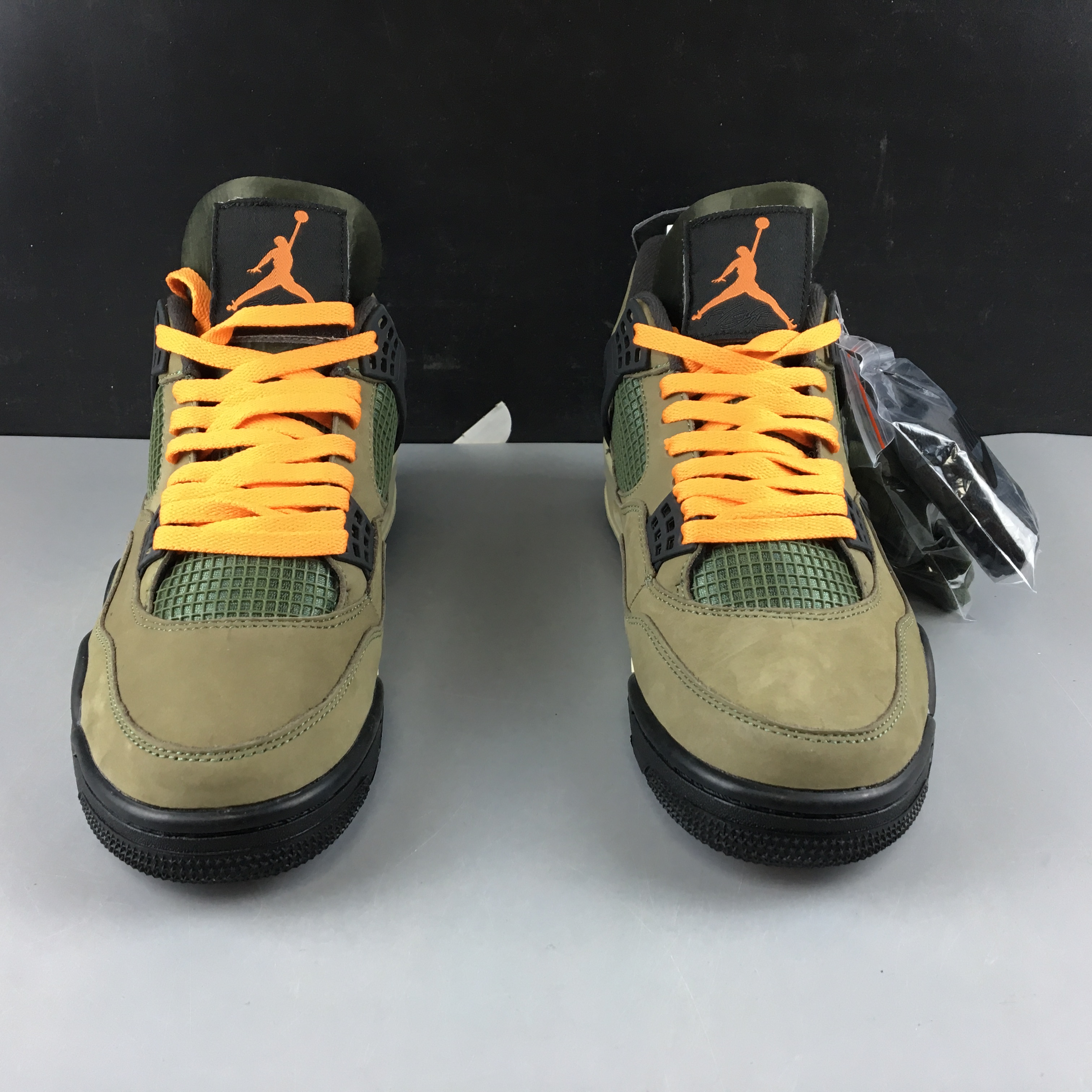 AJ4 UN UNFTD