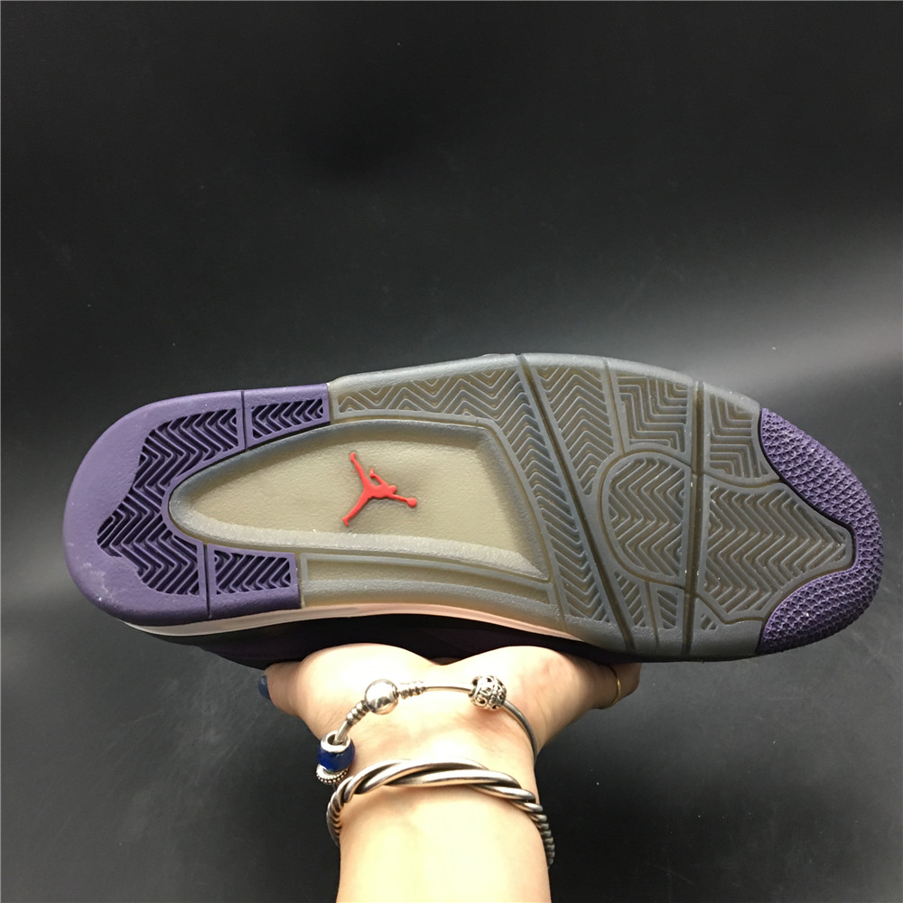 Air Jordan 4