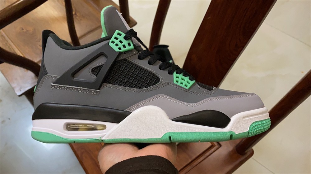 Air Jordan 4 308497-033