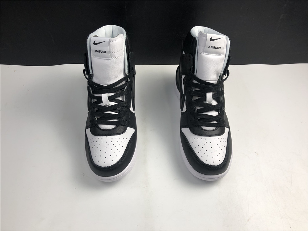 SB DUNK HIGH AMBUSH