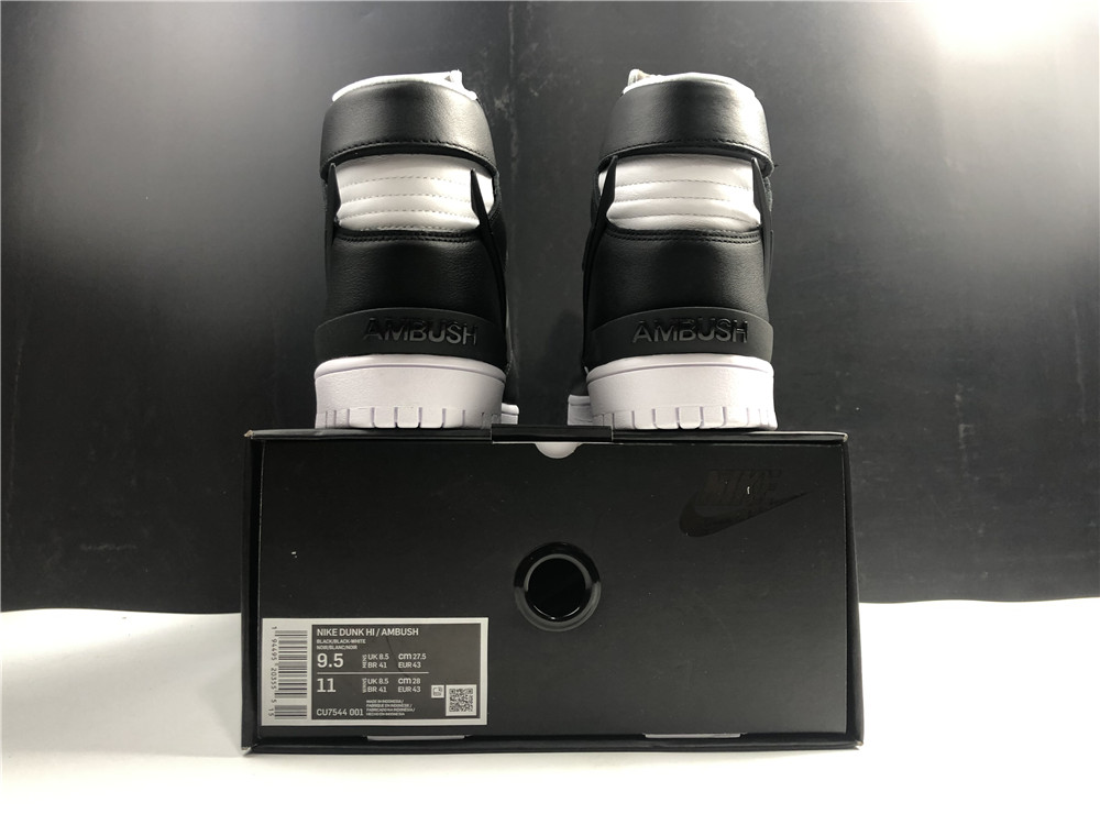 SB DUNK HIGH AMBUSH