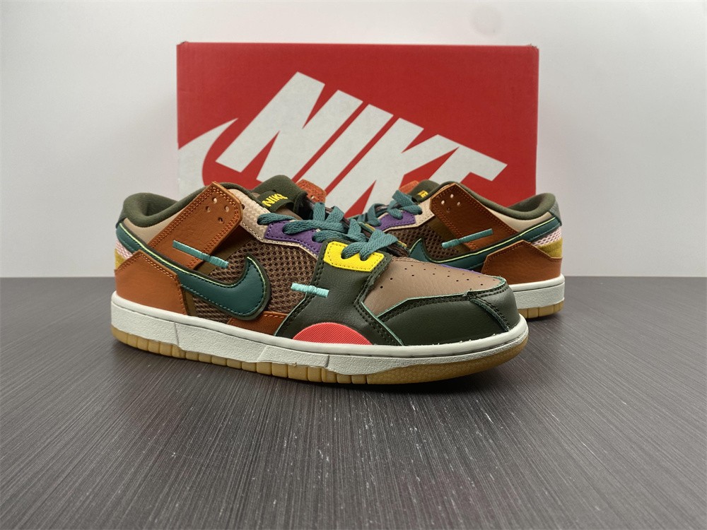 Dunk Low Scrap DB0500-200