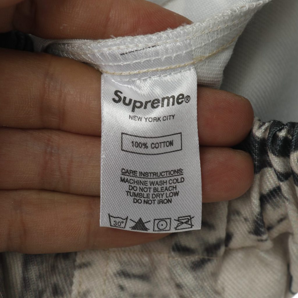 Svp*me Is Love Denim Work 19FW?