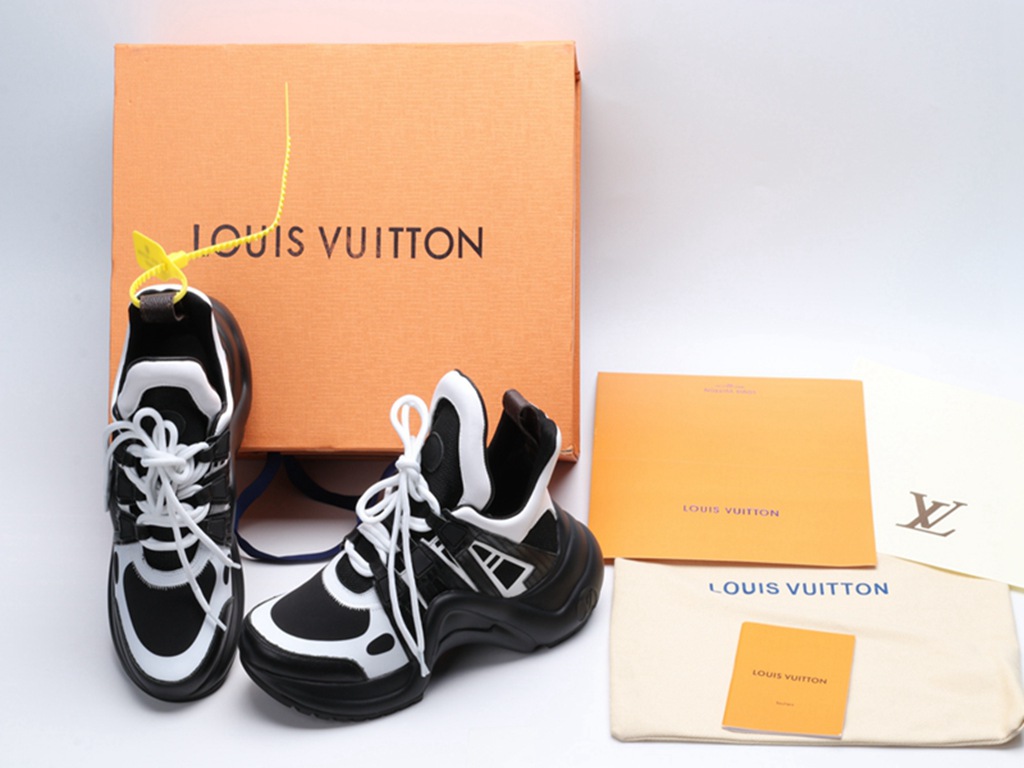 L*V Archlight Sneaker White Black