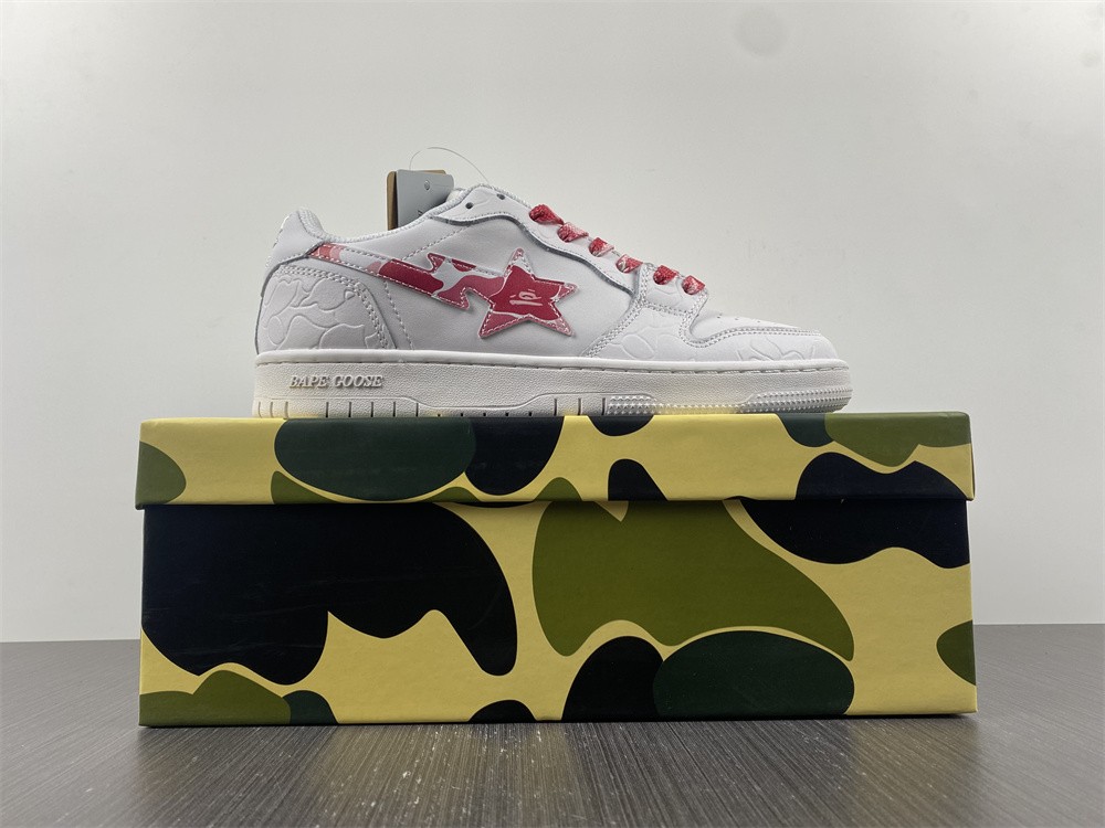 B*APE SNEAKERS