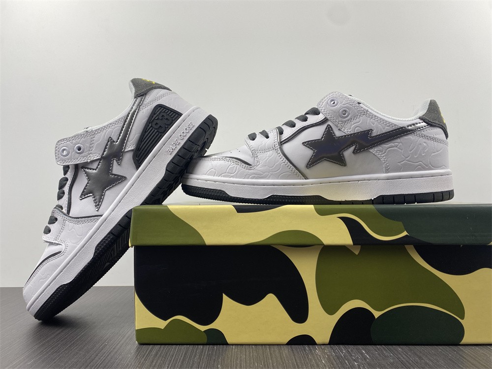 B*APE SNEAKERS