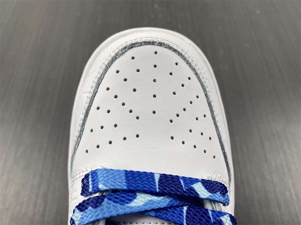 B*APE SNEAKERS