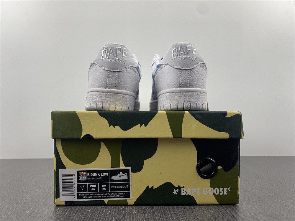 B*APE SNEAKERS