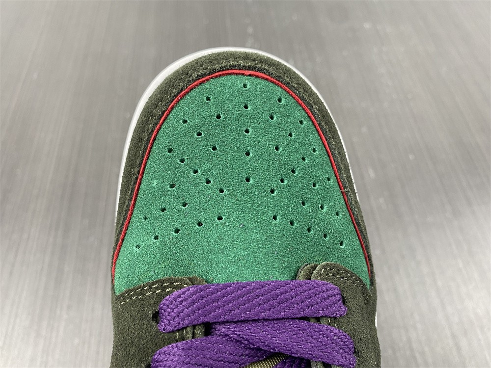 B*APE SNEAKERS