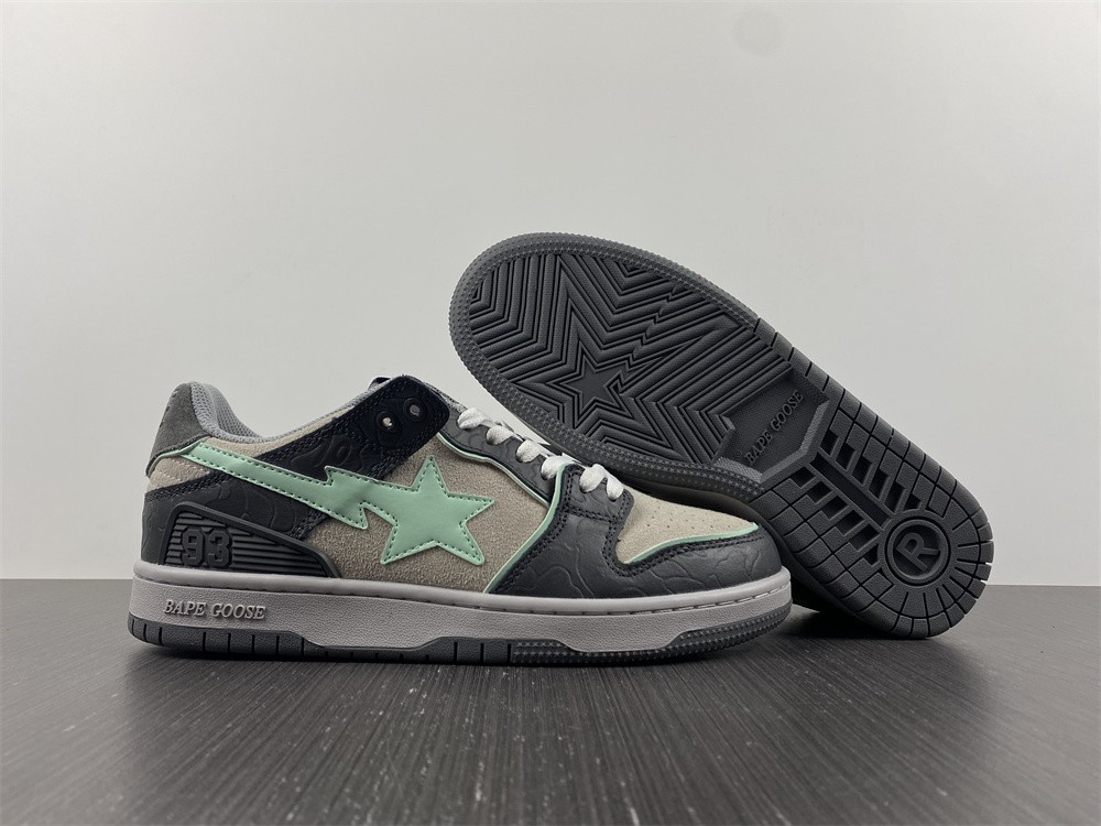 B*APE SNEAKERS